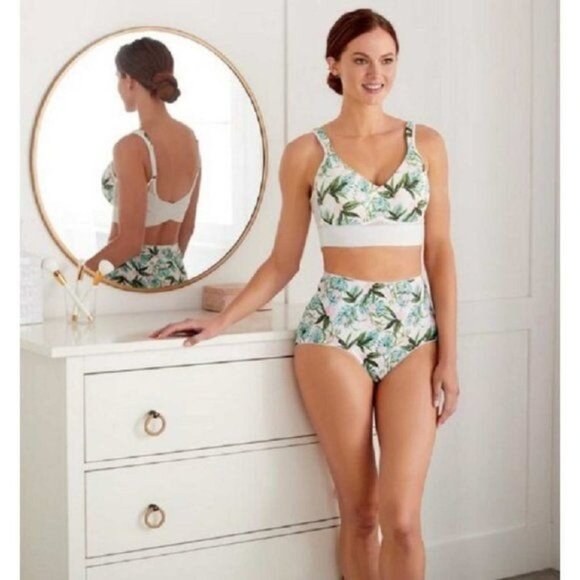 Rhonda Shear Molded Cup Bra with Mesh Back Set of Two 1X - Picture 6 of 9